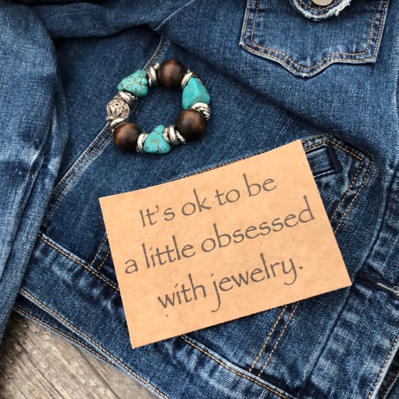 Western Turquoise Bracelet - Picture 3 of 4